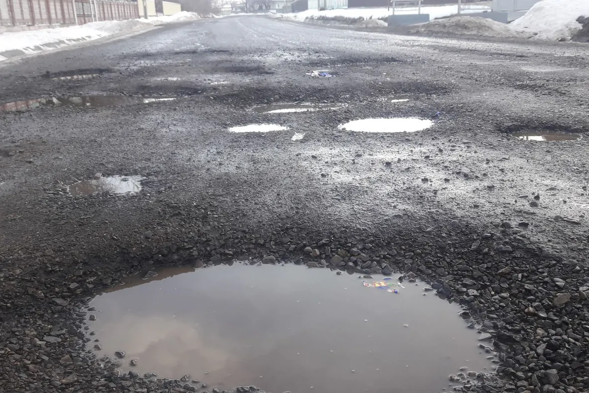 Încă o licitație pentru realizarea drumului strategic