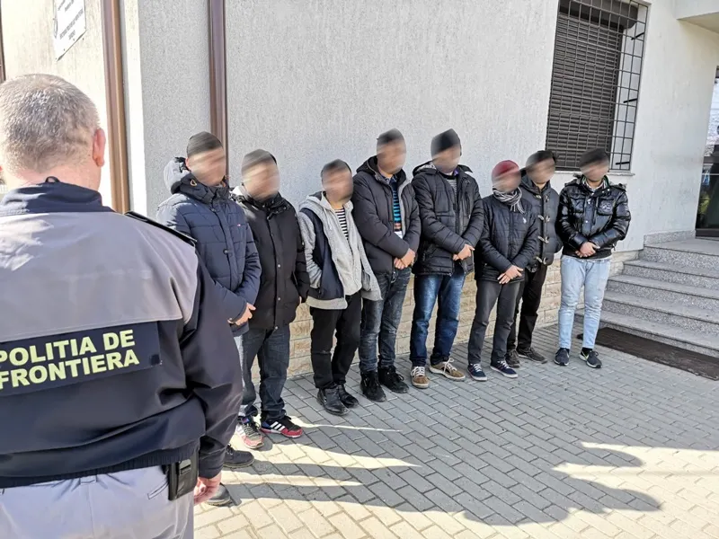 Condamnări într-un dosar de trafic de migranți