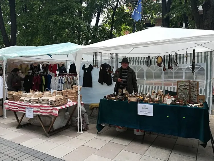 Festivitate de deschidere la Târgul meșterilor populari