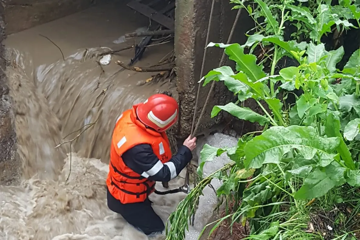 Femeie dispărută de 24 de ore. Pompierii au reluat căutările FOTO