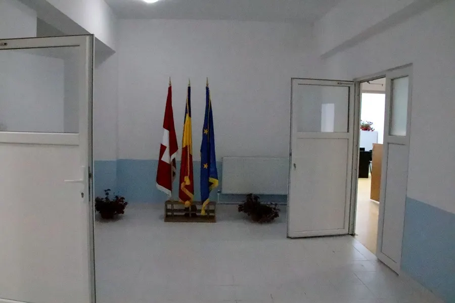 Elvețienii au investit 600.000 de franci într-un centru medico-social la Dângeni. "Este un proiect unic în țară"