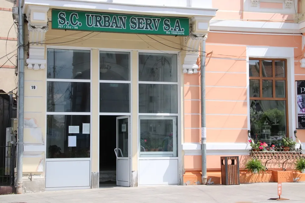 Urban Serv riscă să piardă contractul de salubrizare și deszăpezire. Sindicatul amenință cu proteste