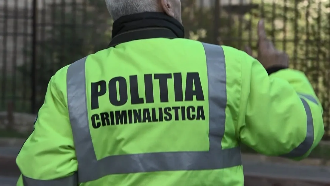 Accident cu o victimă pe un drum județean. O tânără de 18 ani a ajuns la spital