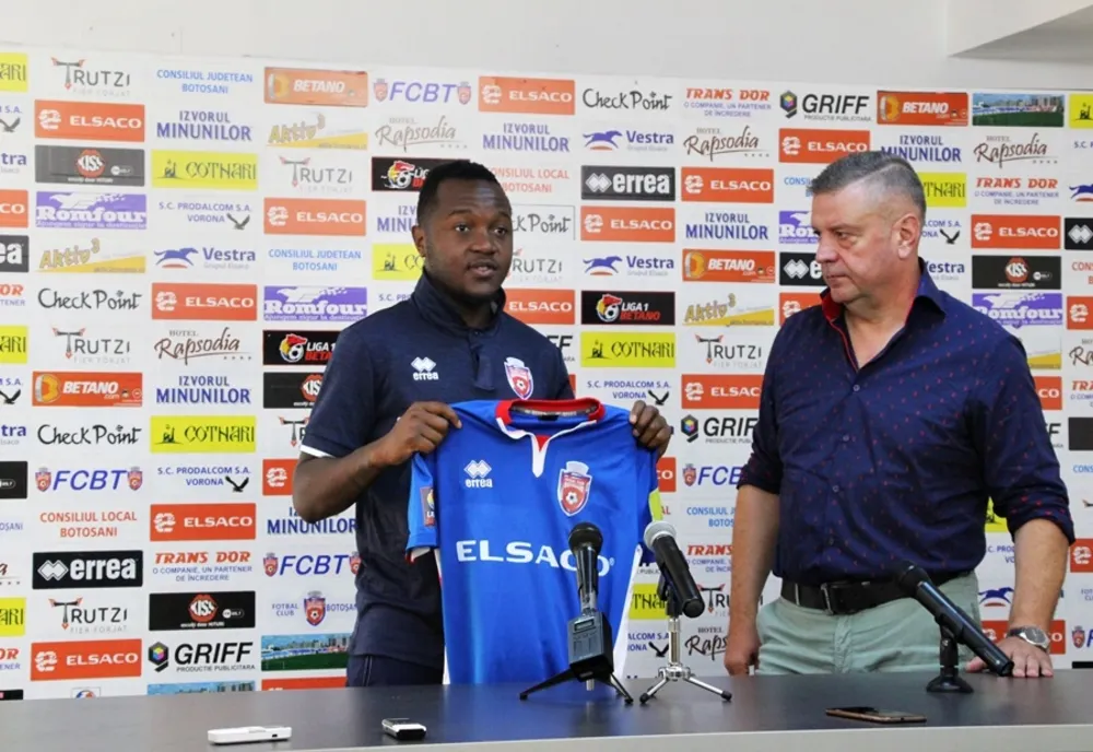 Ongenda negociază cu Chievo Verona