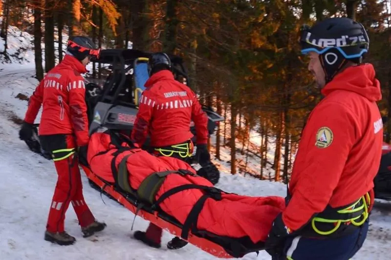 Botoșăneancă rănită în timpul unui exerciţiu de căţărare la Cascada Cailor
