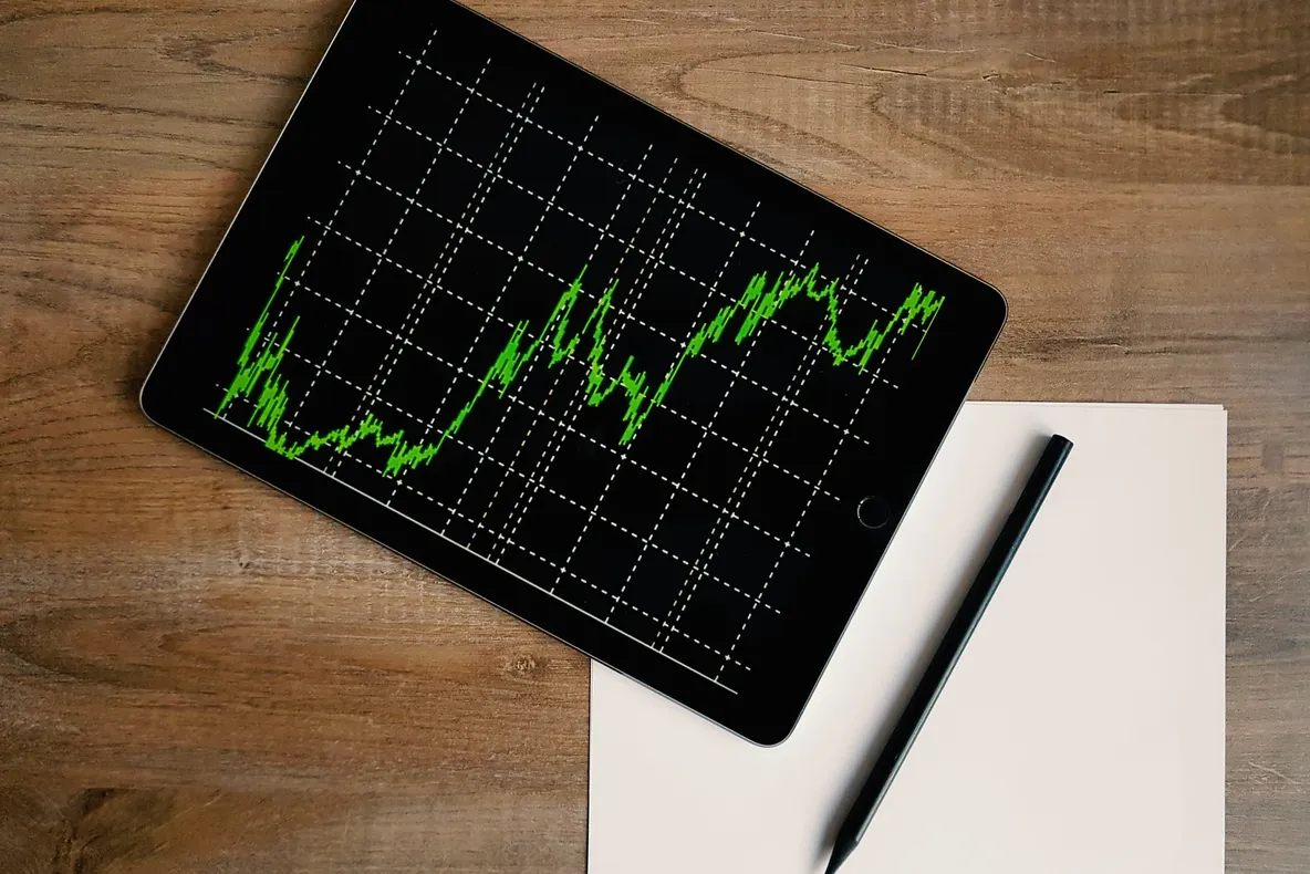 STUDIU TERMENE.RO: 16.11% dintre hotelurile și restaurantele din Botoșani solicită certificatul pentru situații de urgență. 10% aplică la programul IMM Invest (P)