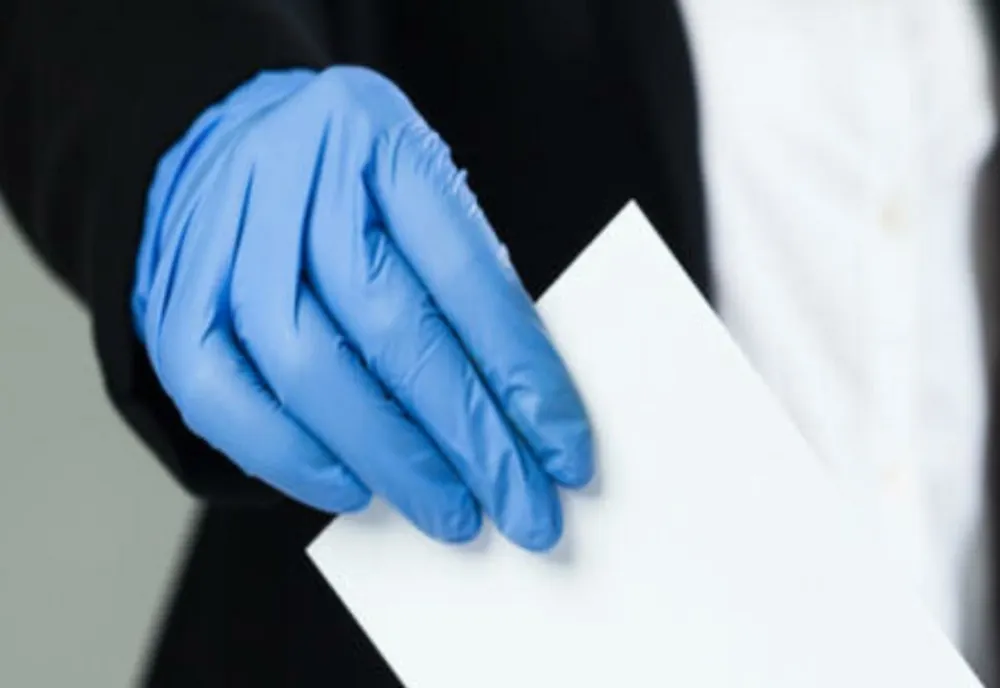 Membru într-o secție de votare din Dorohoi  a fost confirmat pozitiv cu virusul COVID 19 chiar în ziua votului