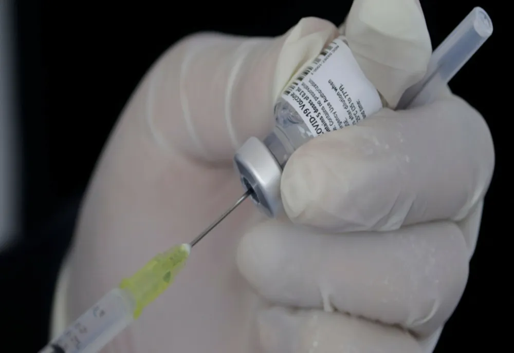 SUA RESTRÂNG RECOMANDĂRILE PENTRU VACCINURILE ANTI-COVID