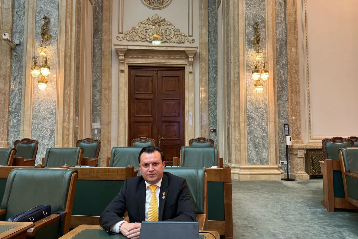 SENATORUL CĂTĂLIN SILEGEANU CRITICĂ DECIZIA CCR: "SE ÎNCHIDE LUMINA ÎN STATUL ROMÂN. OFICIAL."