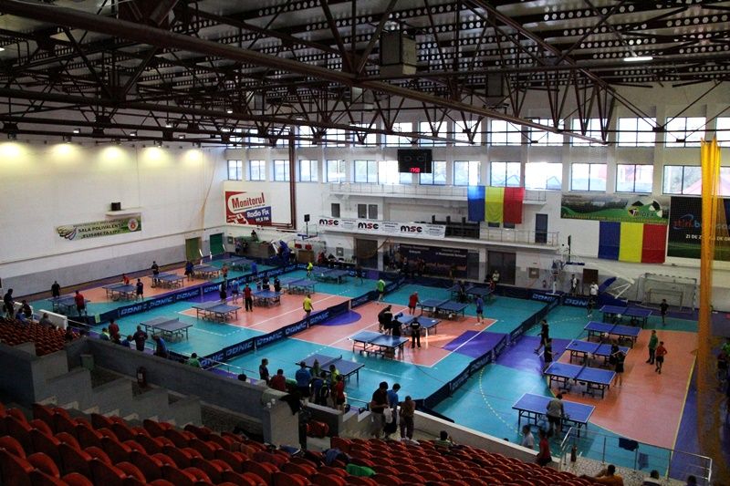 Turneu de tenis de masă cu peste 150 de concurenți în Polivalenta din Botoșani FOTO