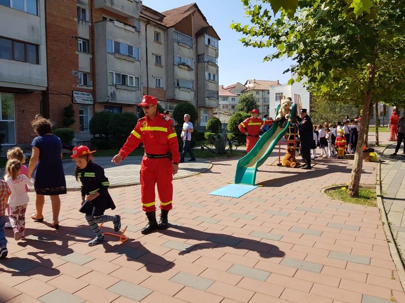 Jocuri, concursuri, mascote și târg de jucării pe Pietonalul Unirii, de Ziua Copilului