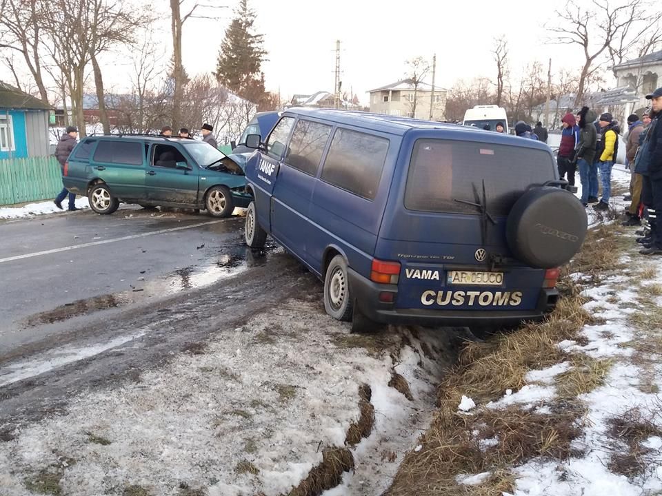 ACCIDENT cu 3 victime în localitatea Podriga FOTO