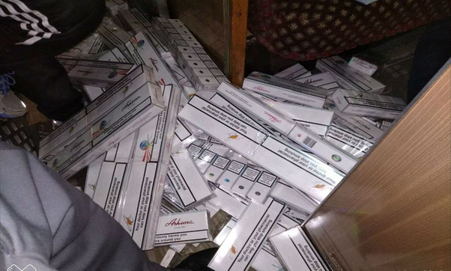 Contrabandiști prinși în piața din Dorohoi