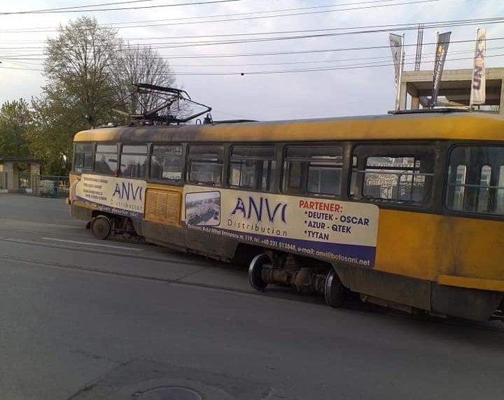 Tramvai sărit de pe șine în zona industrială FOTO