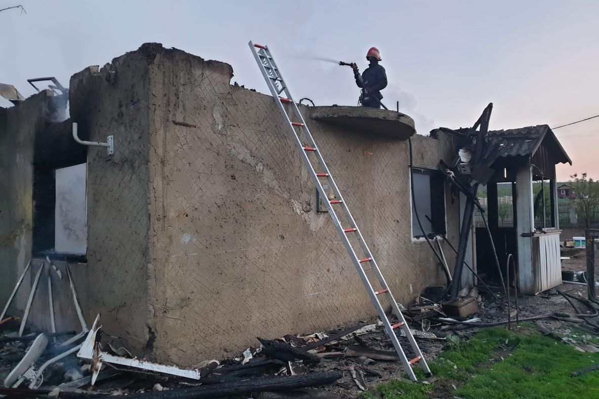 Incendiul de la Lunca a fost provocat de proprietar