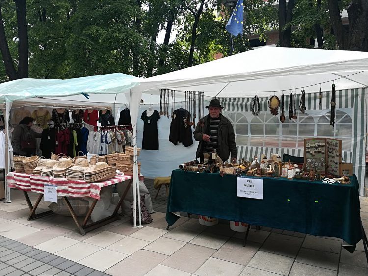 Festivitate de deschidere la Târgul meșterilor populari