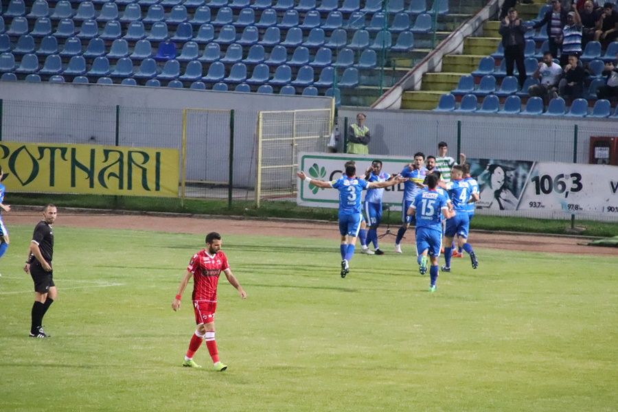 FC Botoșani învinge pe Dinamo printr-un eurogol marcat de Roman