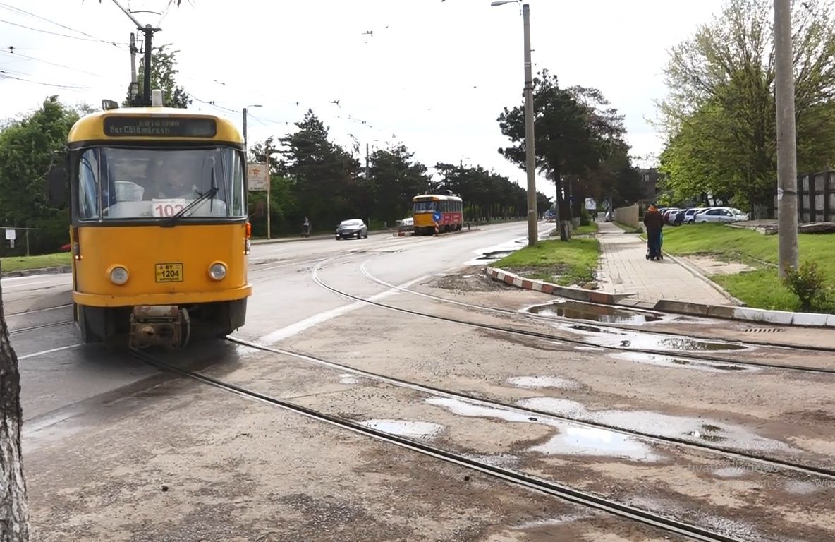 Bani europeni blocați din cauza guvernului și Ministerului Dezvoltării