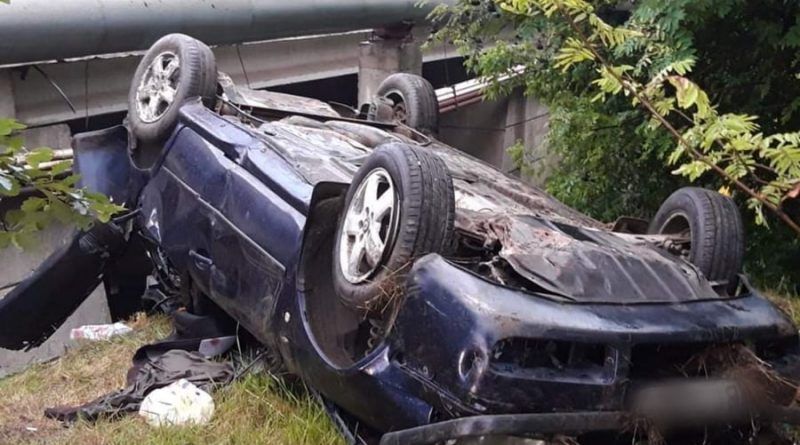 Accident provocat de un șofer de 72 de ani