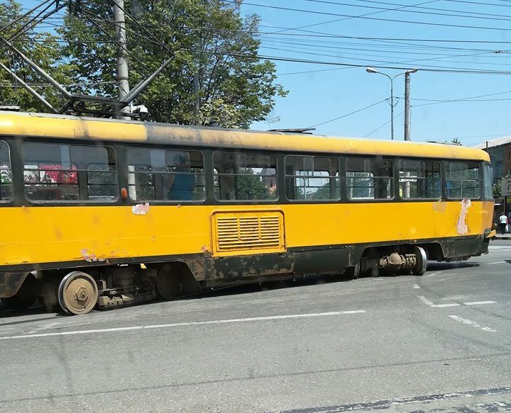 Tramvaiele ar putea fi înlocuite cu autobuze până la finalul anului