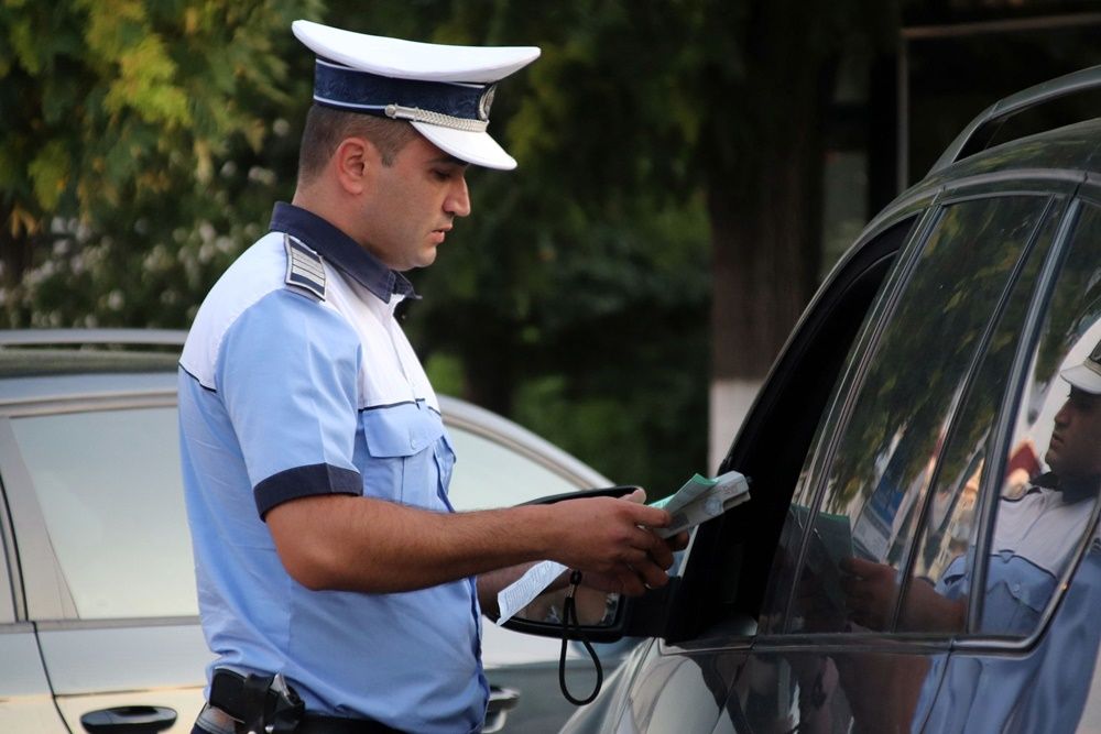 Cercetat penal pentru conducere fără permis