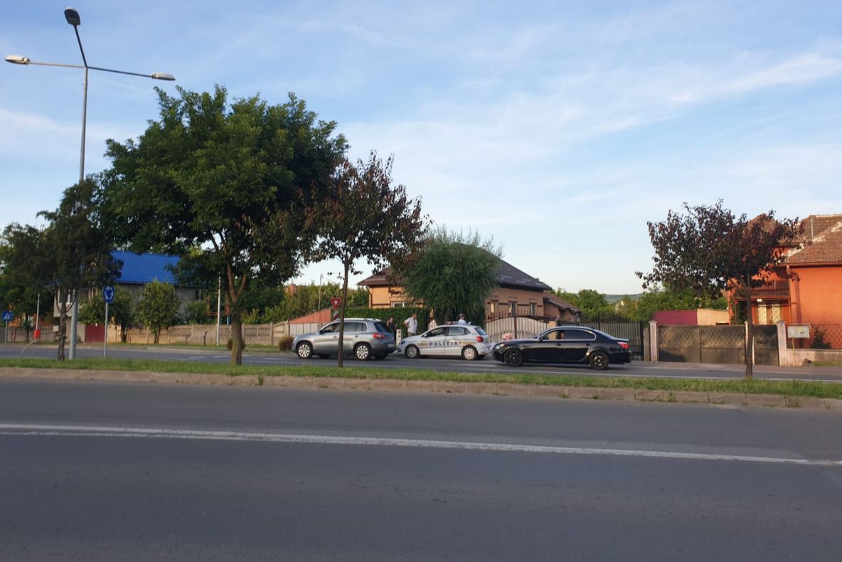 Oprit pentru viteză și anchetat pentru alcool