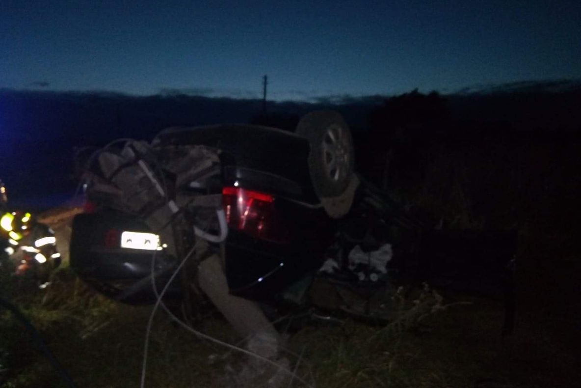 Accident cu o persoană incarcerata în comuna Trusesti FOTO