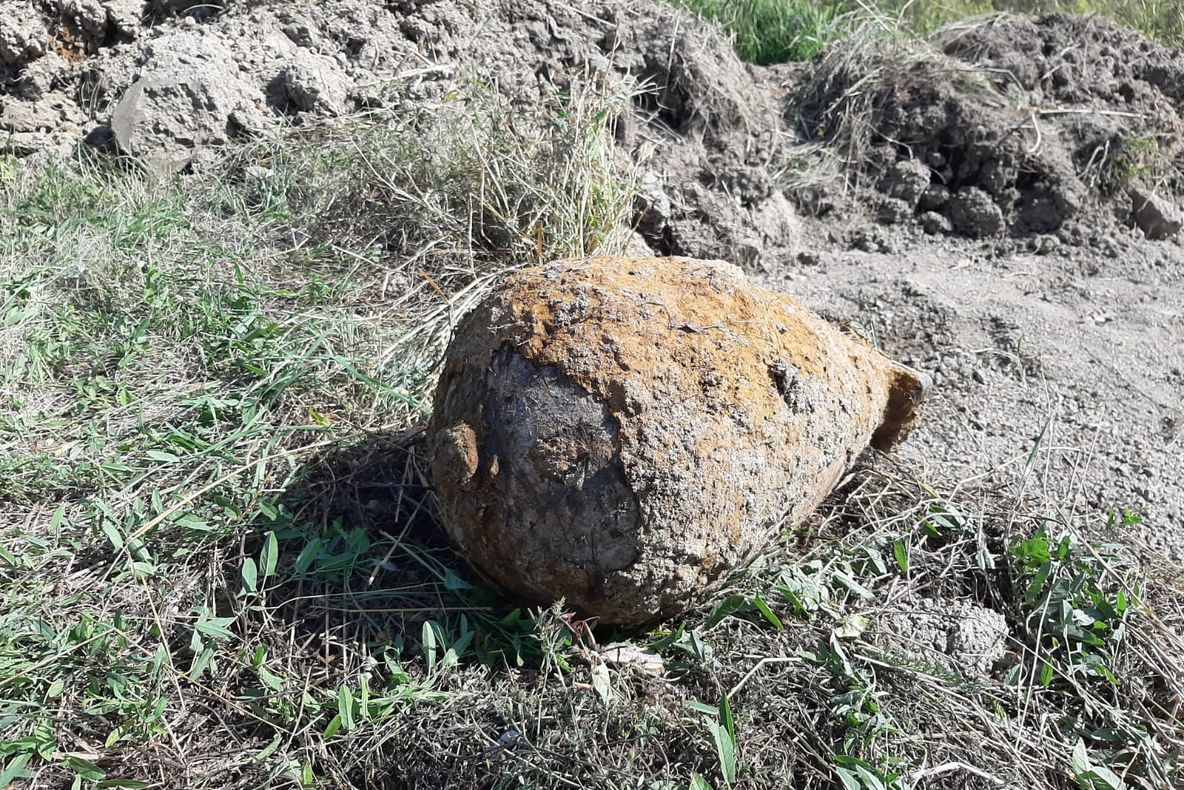 Bombă de 50 kg găsită la Șendriceni FOTO
