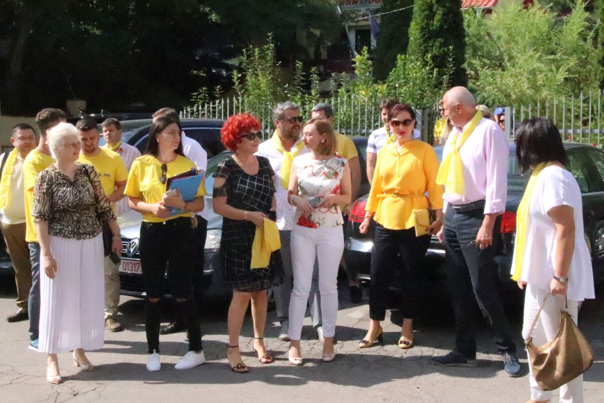 Liberalii botoșăneni au intrat în febra alegerilor prezidențiale VIDEO