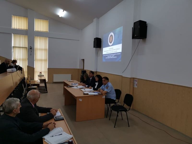 Un primar din județul Botoșani este în război cu prefectul