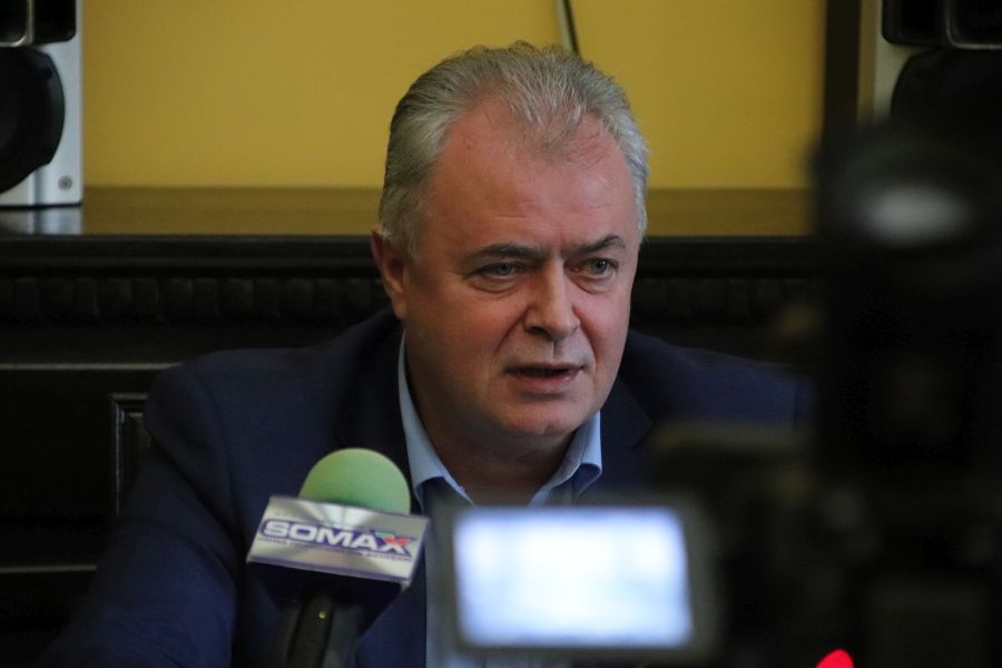 Primarul Flutur vrea să aibă și majoritatea în Consiliul Local