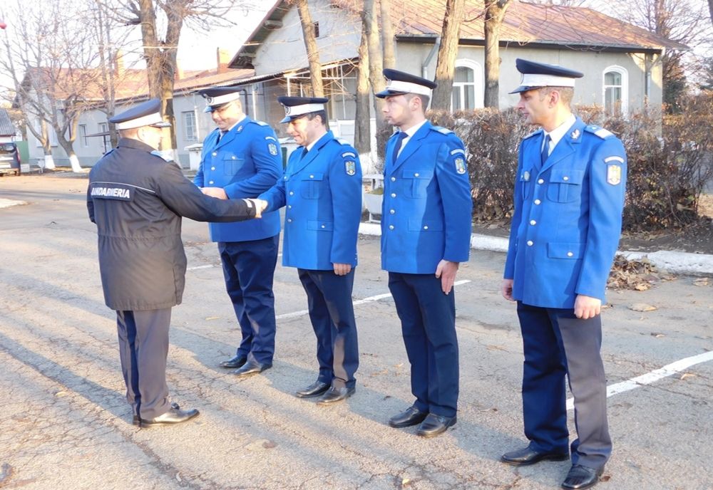 Jandarmi avansați în grad de Ziua Națională a României