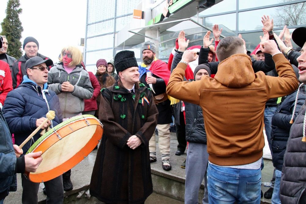 Suporterii FC Botoșani l-au urat la Vorona pe Cornel Șfaițer și au scandat: „OSK, Sepsi OSK” VIDEO