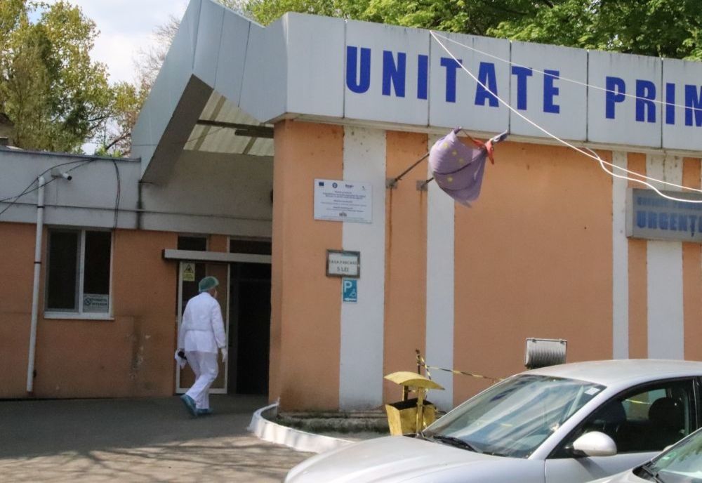 Două spitale pregătite pentru pacienții asimptomatici și simptomatici cu forme ușoare