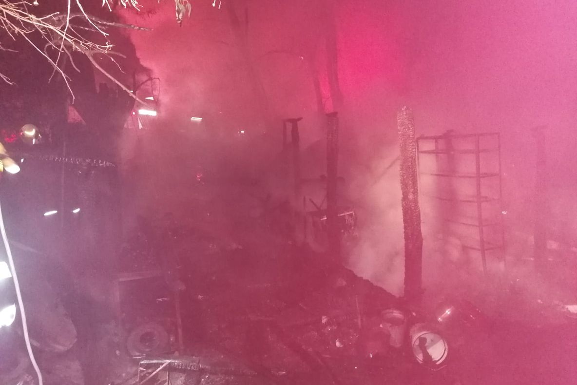 Incendiu la o casă din Botoșani. Un bătrân de 86 ani a murit