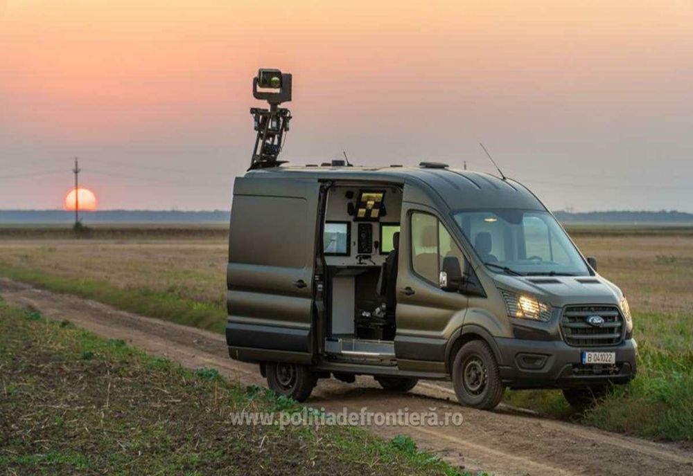 Autospeciale de supraveghere cu termoviziune, achiziționate din fonduri europene nerambursabile pentru dotarea Poliţiei de Frontieră Române