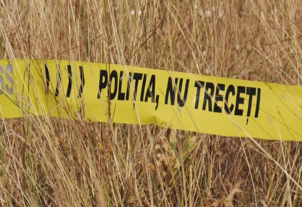 Au bătut un bărbat și l-au aruncat în fântână 