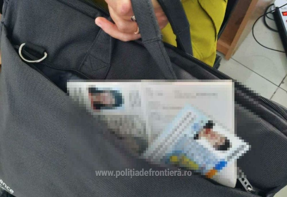 Documente false cumpărate cu peste o mie de euro, descoperite la controlul de frontieră