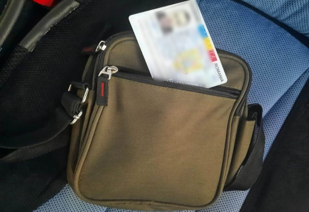 Basarabeni, prinși cu acte false în vamă