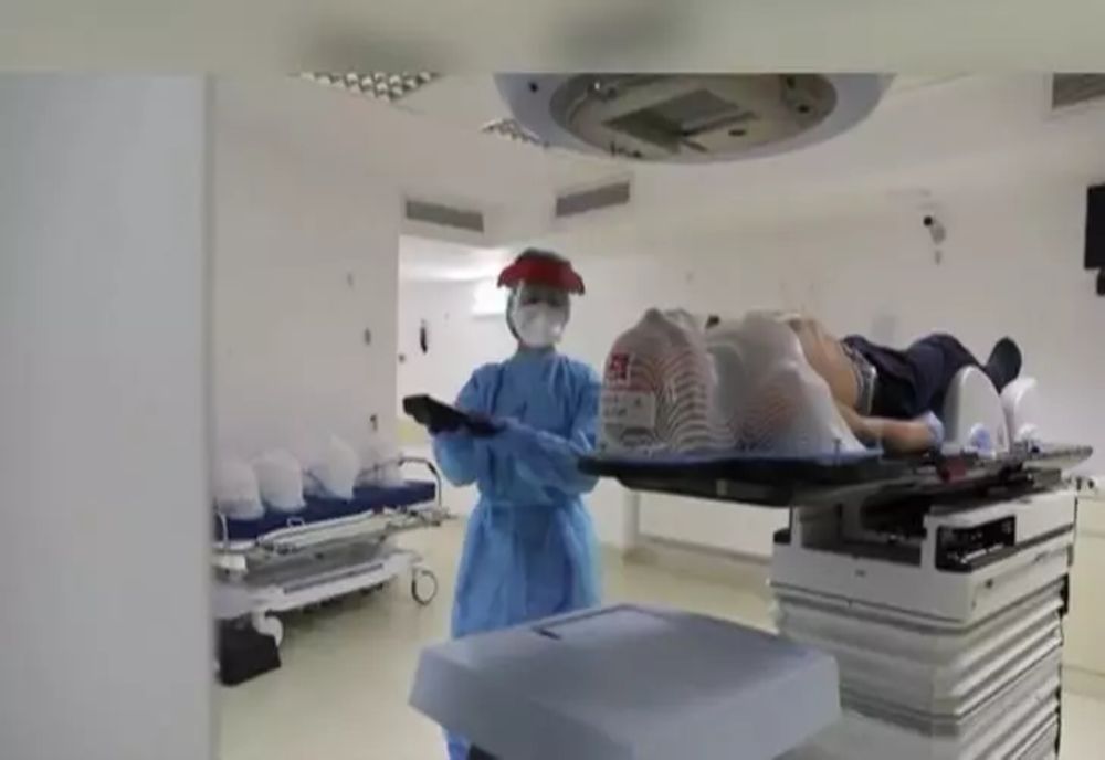 INOVAȚIE în medicină, la Botoșani: De ce tratament vor beneficii bolnavii de cancer