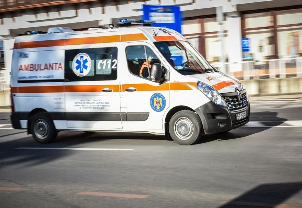 Medic luat cu ambulanța în timpul gărzii, la UPU Botoșani