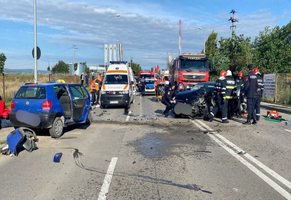Accident grav la ieșirea din Botoșani! Un mort, patru răniți