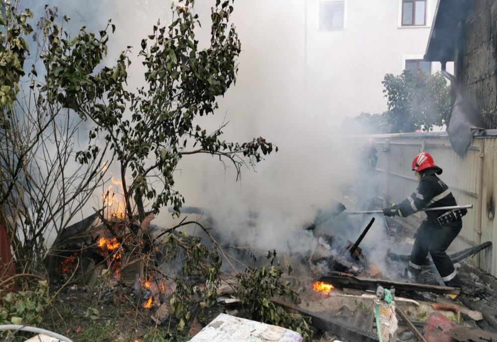 Incediu violent în Botoșani! 