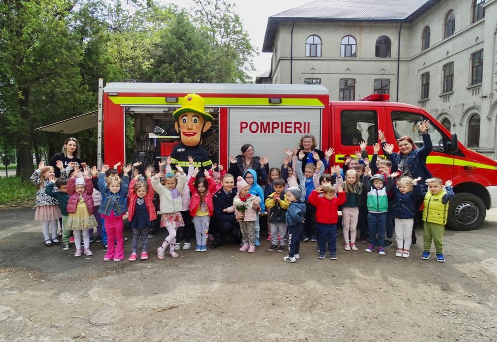 Copiii de la Grădinița Liceului „Alexandru cel Bun” Botoșani învățați să-și protejeze viața