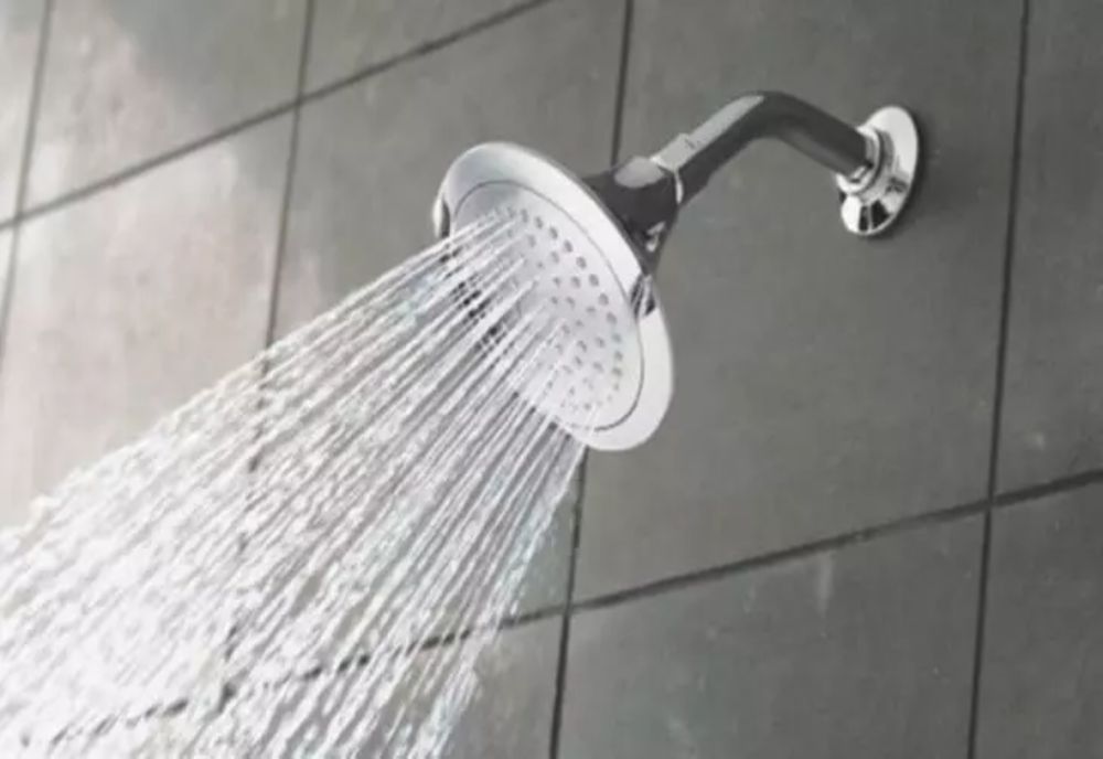 Dușul zilnic, cel mai rău lucru pe care îl poți face corpului tău! Cât de des este indicat să ne spălăm pe corp?