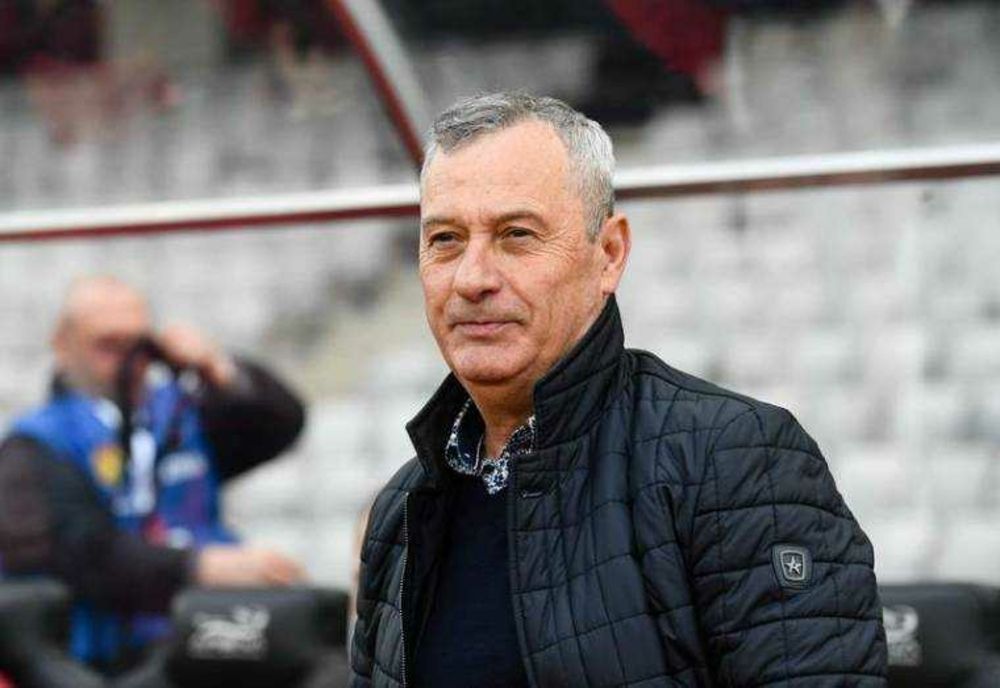 FOTBAL: ANTRENORUL MIRCEA REDNIC S-A DESPĂRȚIT DE UTA