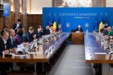 Ultima ședință a Guvernului Bolojan înainte de decizia PSD a început. Agenda este încărcată cu proiecte de acte normative