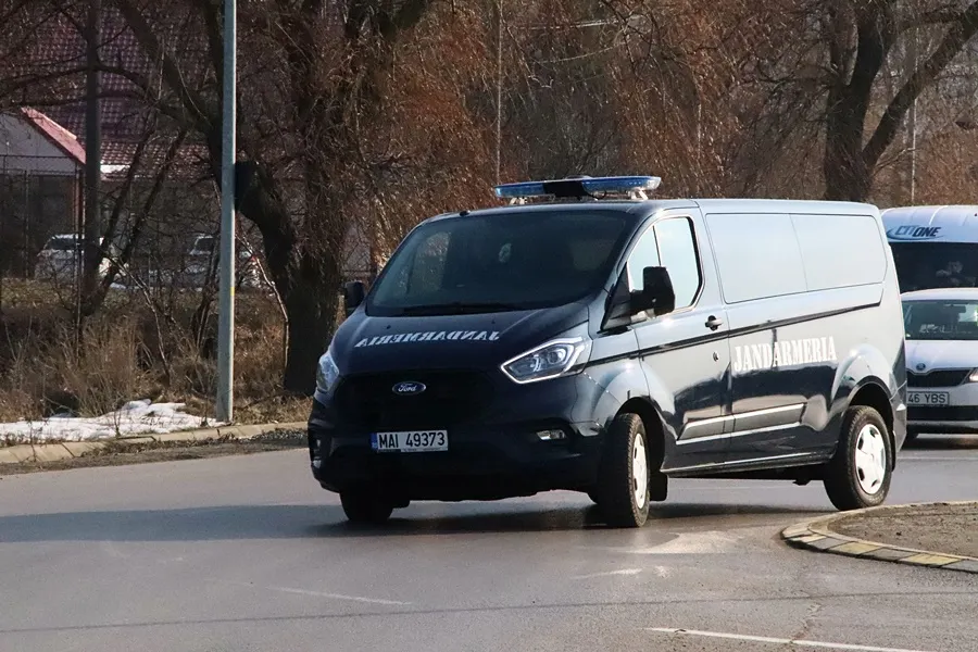 jandarmi masina2