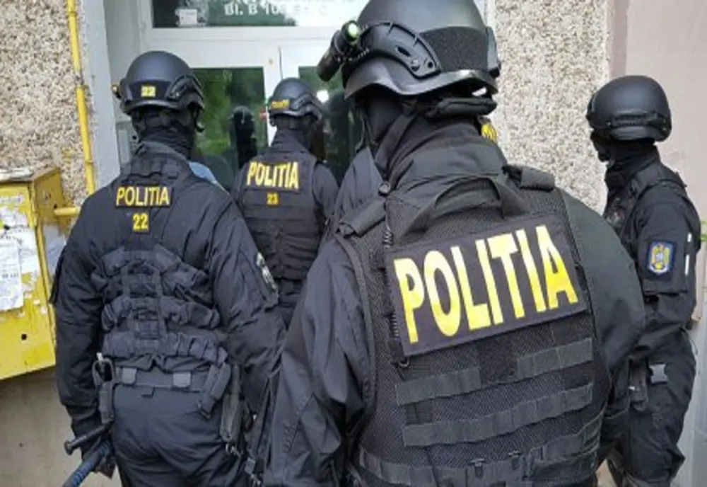 Reținut după mai multe furturi comise