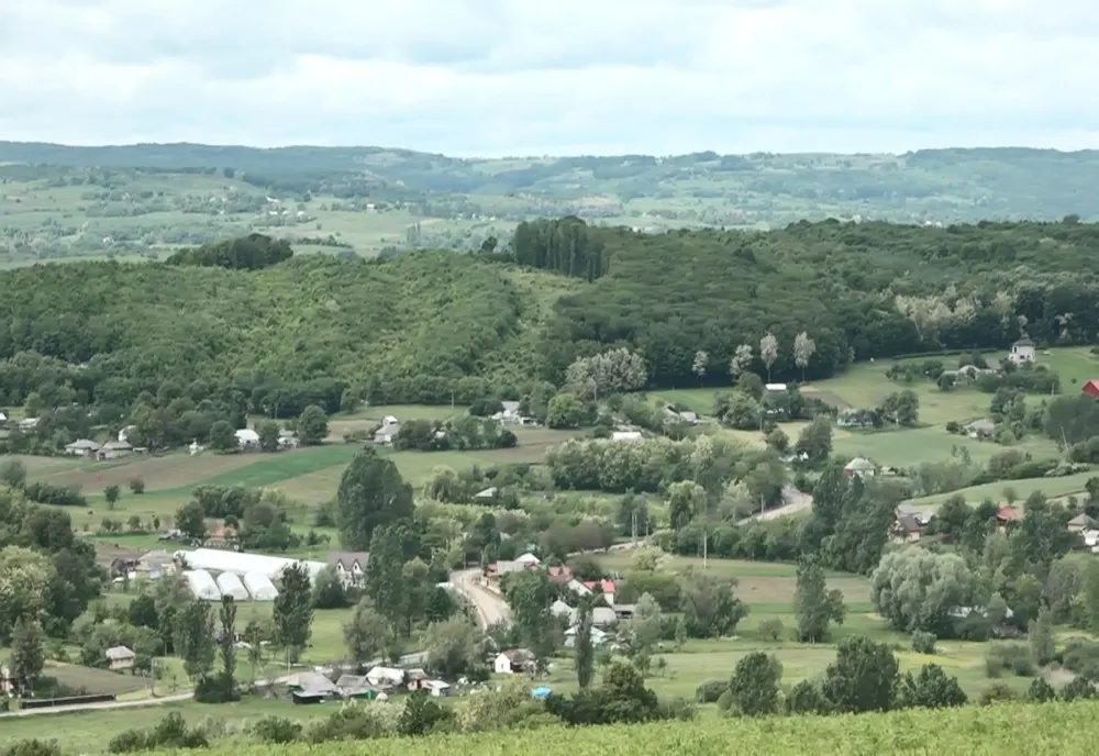 Au blocat accesul străinilor la terenul agricol: „În comuna noastră, doar două hectare sunt cumpărate de cetățeni străini” VIDEO
